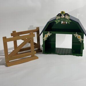 Mary’s Moo Moos Barn Display & Fence John Deere White Flowers Spring 1998 - CHIP